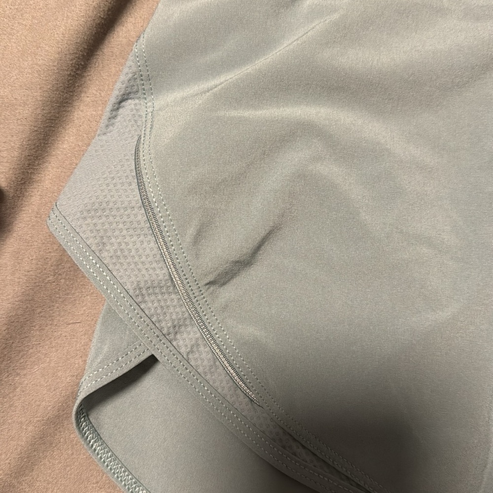 lululemon athletica Women's Gray Shorts - Picture 3 of 4